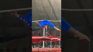 Flexible bones GIRL VERY DANGEROUS STUNT????????????IN LUCKY IRANI CIRCUS #shorts