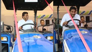 సీఎం జగన్ ట్రాక్టర్ నడిపి అదరగొట్టాడు | CM YS Jagan Launching Beach Cleaning Vehicles Inauguration