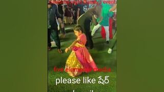 # little baby dance with celebrity Dandiya event/ ఈ చిన్నారి డాన్స్ ఎంత బాగుందో.. షేర్ లైక్ కామెంట్