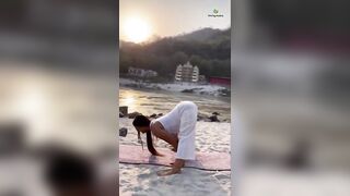 Yoga Asana at my favourite place- Rishikesh | Yoga with Urmi Pandya