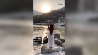 Yoga Asana at my favourite place- Rishikesh | Yoga with Urmi Pandya