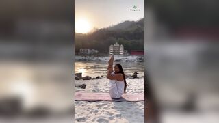 Yoga Asana at my favourite place- Rishikesh | Yoga with Urmi Pandya