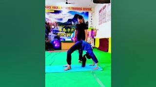 Advance yoga #yoga #yogalife #vlog #motivation #shorts #short #shortvideo #trending #viral #om #omg