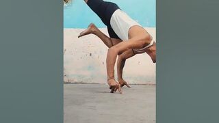 #shortvideo #yogaexercise #yoga #stunts