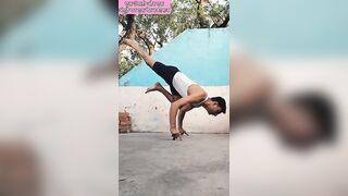 #shortvideo #yogaexercise #yoga #stunts