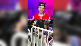 The greatest high five in sports history / XO TEAM TikTok #xoteam #tiktoktrend #tiktok #reaction