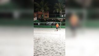 Exercício de Beach tennis #beachtennis aula de Beach tennis