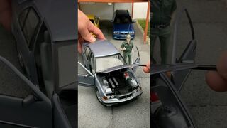 1:18 BMW E36 320i sedan - UT-Models