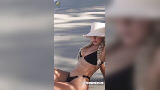 Camille Kostek: La modelo de bikinis y sensación de la moda | Influencer de Instagram