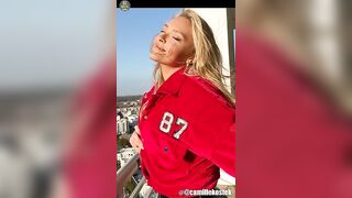 Camille Kostek: La modelo de bikinis y sensación de la moda | Influencer de Instagram