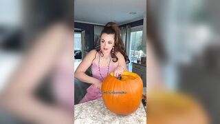 POV: Pumpkin Carving Date. Part 7. #funny #comedy #skit #halloween