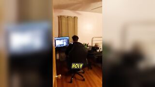 Pranking my friend LIVE on Stream! #funny #stream #kick #viral