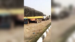 #trending #youtubeshorts #shortsvideo #truck #indianarmy #travel #viral