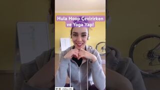 Hula Hoop çevirirken Yoga Yap! Özel Ders Bilgi için DM????