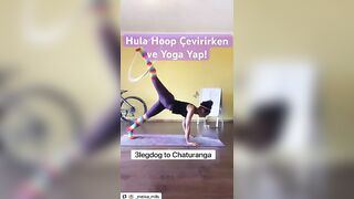 Hula Hoop çevirirken Yoga Yap! Özel Ders Bilgi için DM????