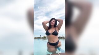 Rocket Reyna Curvy model, Instagram star, digital content creator, OnlyFans ???? Biography ...