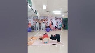 LƯNG GẦY EO THON BỤNG PHẲNG RÕ RỆT VỚI BÀI TẬP YOGA CÙNG VÒNG GAI CÙNG THU NGUYỄN