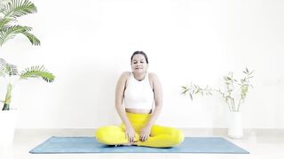 Surprising Benefits of Shoulder Stretching in Home Yoga Practice with Banana Yoga