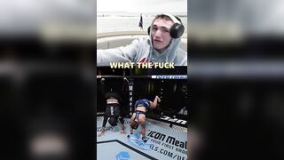 UFC FIGHTER TWERKS WITH COACH????????????#mma #ufc #funny #wild #twerk #dance