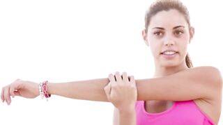 3 Benefits of Shoulder Stretching in Home Yoga Practices