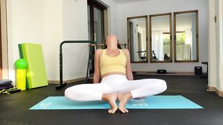 FEET YOGA. FLEXIBILITY ROUTINE. CONTORTION WORKOUT. GYMNASTICS FLEX. STRETCH LEGS