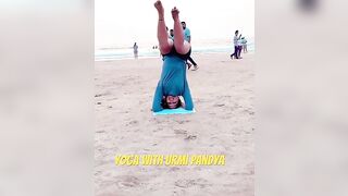 Headstand Variation #yogaurmi #urmiyogaacademy #yogapose #yogateacher #yogaasana #yoga #headstand