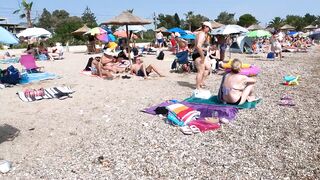 Girls in the showerBEACH WALK GREECE????️Girls in the shower????️bikini ????️greece