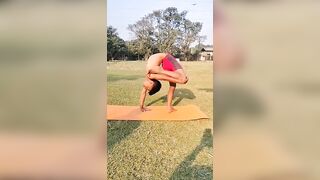 back band #viral #homeworkout #yoga #stretching #army #stretching #challenge #fitness #trending #