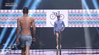 ✨???? #Swimwear RUNWAY????｜4K｜#lingerie #fashion #model