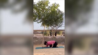 #yoga #trending #viral #youtubeshorts #shortvideo #yogafit #yogapose #youtube #fitness #yogaexercise