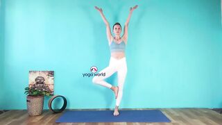 Vrikshasana: ツリーポーズで安定感と優雅さを見つける | Yoga World - Yoga - Tree Pose のやり方