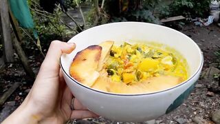 ACKEE Stew, Stretching/dancing in Rain Having fun, Best way to kiss, Asmr Cozy Nature Sounds