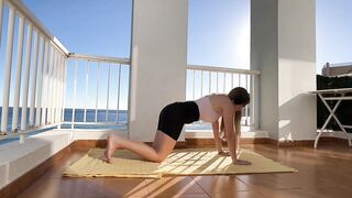 FLEXIBLE YOGA STRETCHING - morning exercise at home