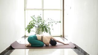 Yoga | Stretching for Flexibility with Hari - Ultimate Stretching for Yoga Enthusiasts!