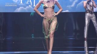 ✨???? #Swimwear RUNWAY????｜4K｜#lingerie #fashion #model