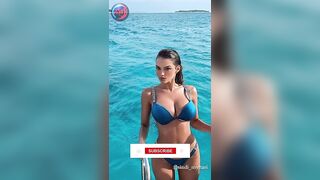 Sindi Myftari - La bella modelo de moda y bikini | Bikini Model