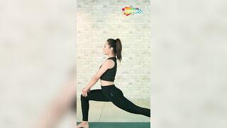 Stretching Exercises For Beginners | Shemaroo Health Mantra | #shorts