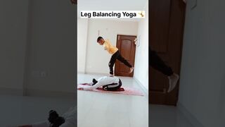 Acroyoga Pose ????|| Leg Balancing Yoga Stretching ????#yoga #shorts #youtubeshorts #trending #viral