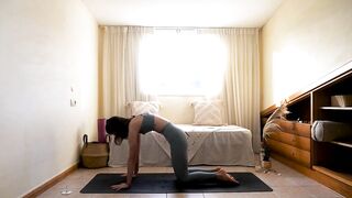 1-Min Winter Solstice Yoga for Powerful Splits & Flexibility! Discover Power of Split Stretches !