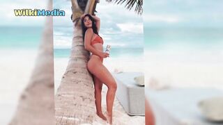 Los 10 bikinis con los que María Chacón ha subido la temperatura en la Redes Sociales