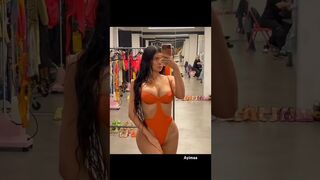 Kylie Jenner bikini fashion style ???????????? #fashion #fashionstyle #kyliejenner #bikinis