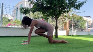 STRETCHING FOR BEGINNERS/Split, HANDS\Contortion Flexible yoga workout/Training at home #stretching