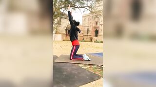 Practice Time..????????#shorts #yoga #viral #trending #ytshorts #flexibility #youtubeshorts