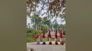 Outdoor yoga, play as you like, handstand