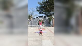 Outdoor yoga, how to have fun, cross the cross