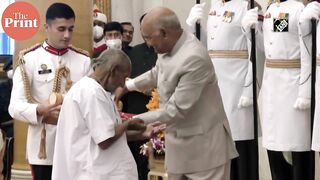 Swami Sivananda, 125-year old yoga guru receives Padma Shri