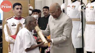 Swami Sivananda, 125-year old yoga guru receives Padma Shri