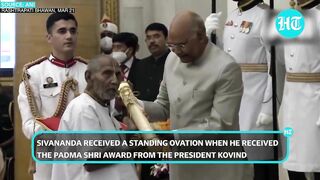 Standing ovation for Swami Sivananda as President Kovind awards him Padma Shri for Yoga