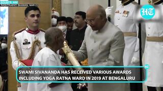 Standing ovation for Swami Sivananda as President Kovind awards him Padma Shri for Yoga