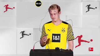 Leon Goretzka vs. Julian Brandt - Buzz Wire Challenge